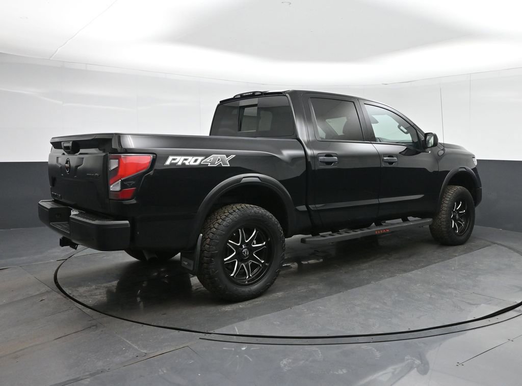 Used 2021 Nissan Titan PRO-4X w/ Off Road Protection Package image 7