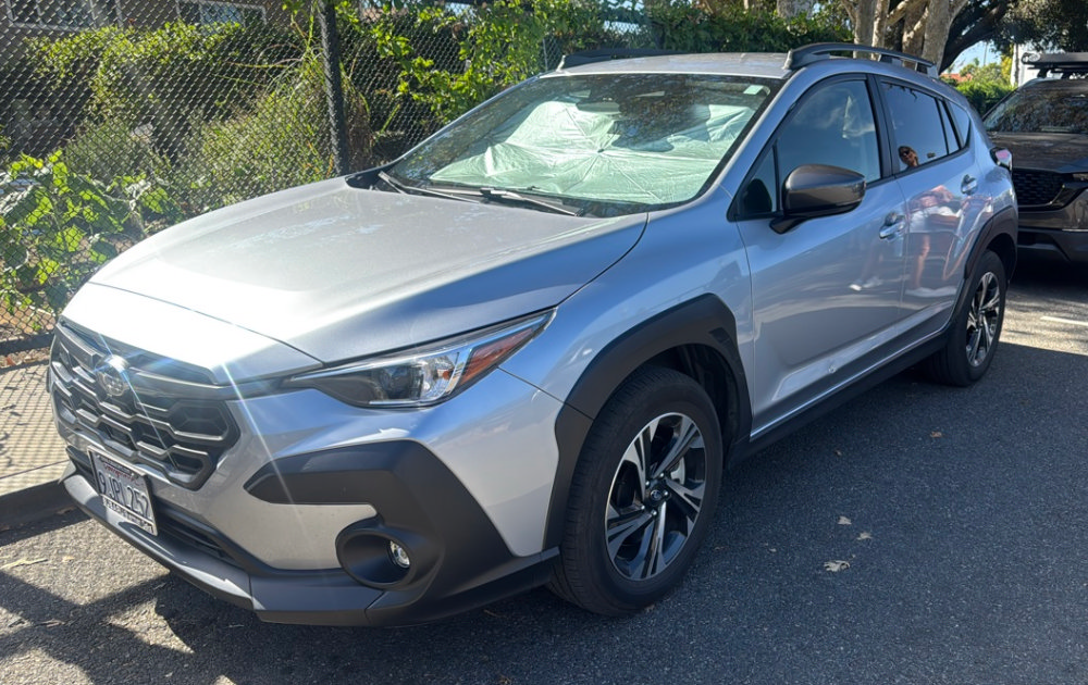 Used 2024 Subaru Crosstrek 2.0i Premium w/ Crosstrek Mirror Package AWD/4WD image 1