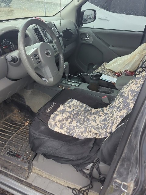 Used 2018 Nissan Frontier SV image 6