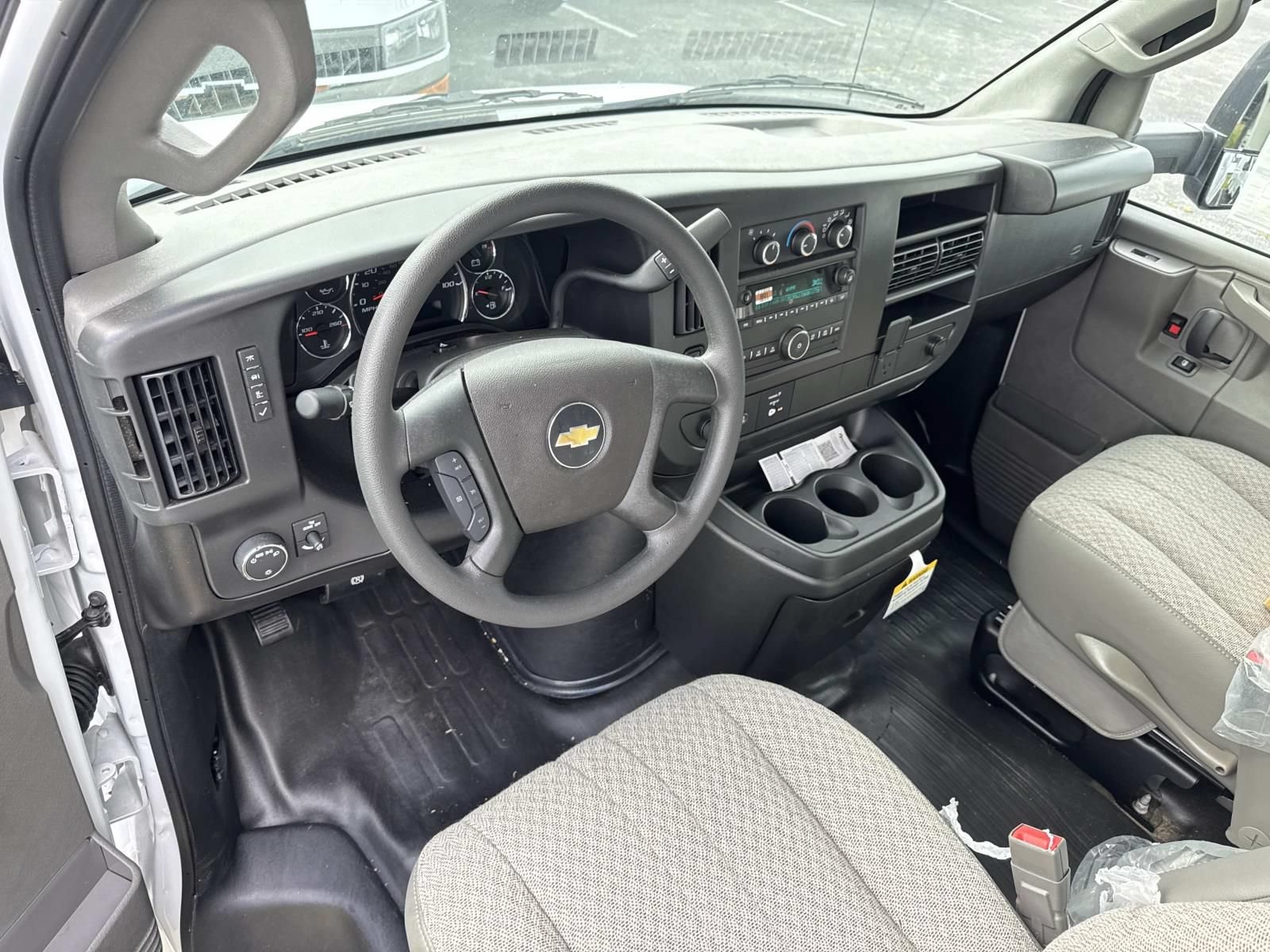 New 2026 Chevrolet Express 4500 w/ Power Convenience Package RWD image 17