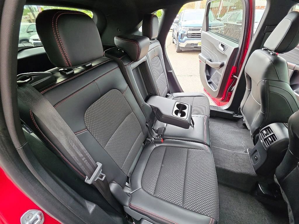 Used 2024 Ford Escape ST-Line Select w/ Tech Pack #1 AWD/4WD image 26