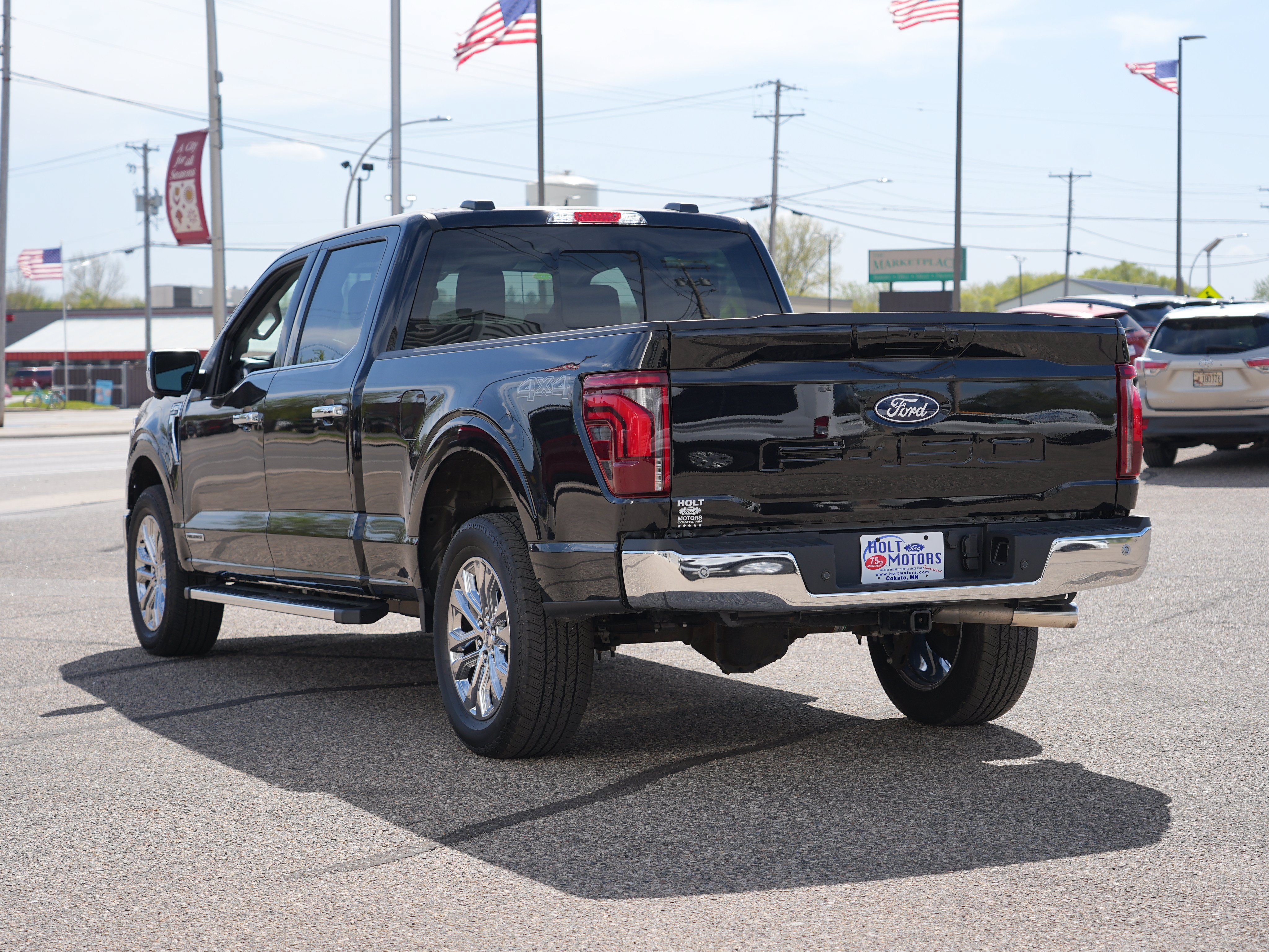 Used 2025 Ford F150 Lariat w/ Equipment Group 501A Mid AWD/4WD image 6