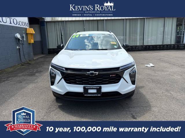Used 2024 Chevrolet Trax RS FWD image 3
