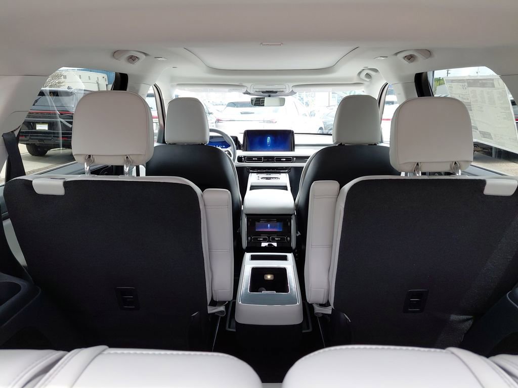 New 2026 Lincoln Aviator Reserve AWD/4WD image 36