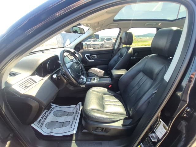 Used 2017 Land Rover Discovery Sport HSE AWD/4WD image 9