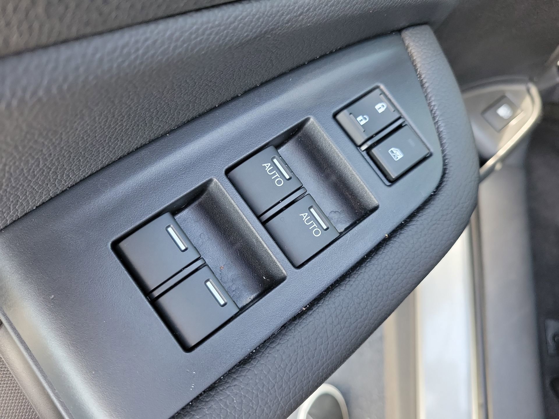 Used 2025 Honda Ridgeline TrailSport image 19