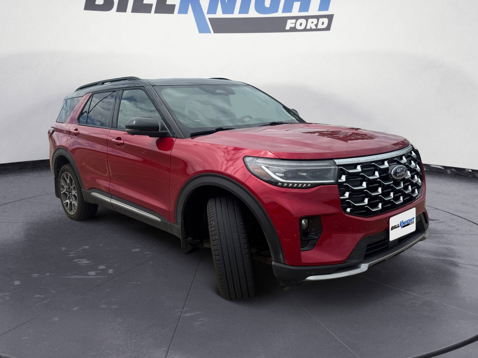 Used 2025 Ford Explorer Platinum w/ Ultimate Package AWD/4WD image 7