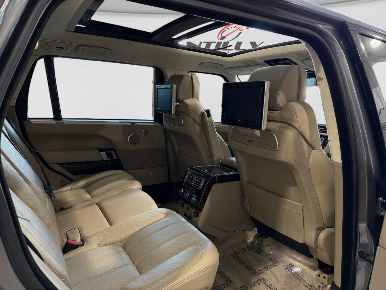 Used 2015 Land Rover Range Rover Long Wheelbase Autobiography AWD/4WD image 30