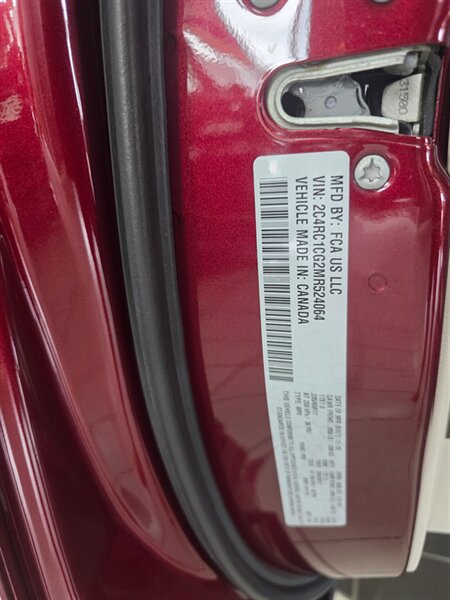 Used 2021 Chrysler Voyager LX FWD image 37