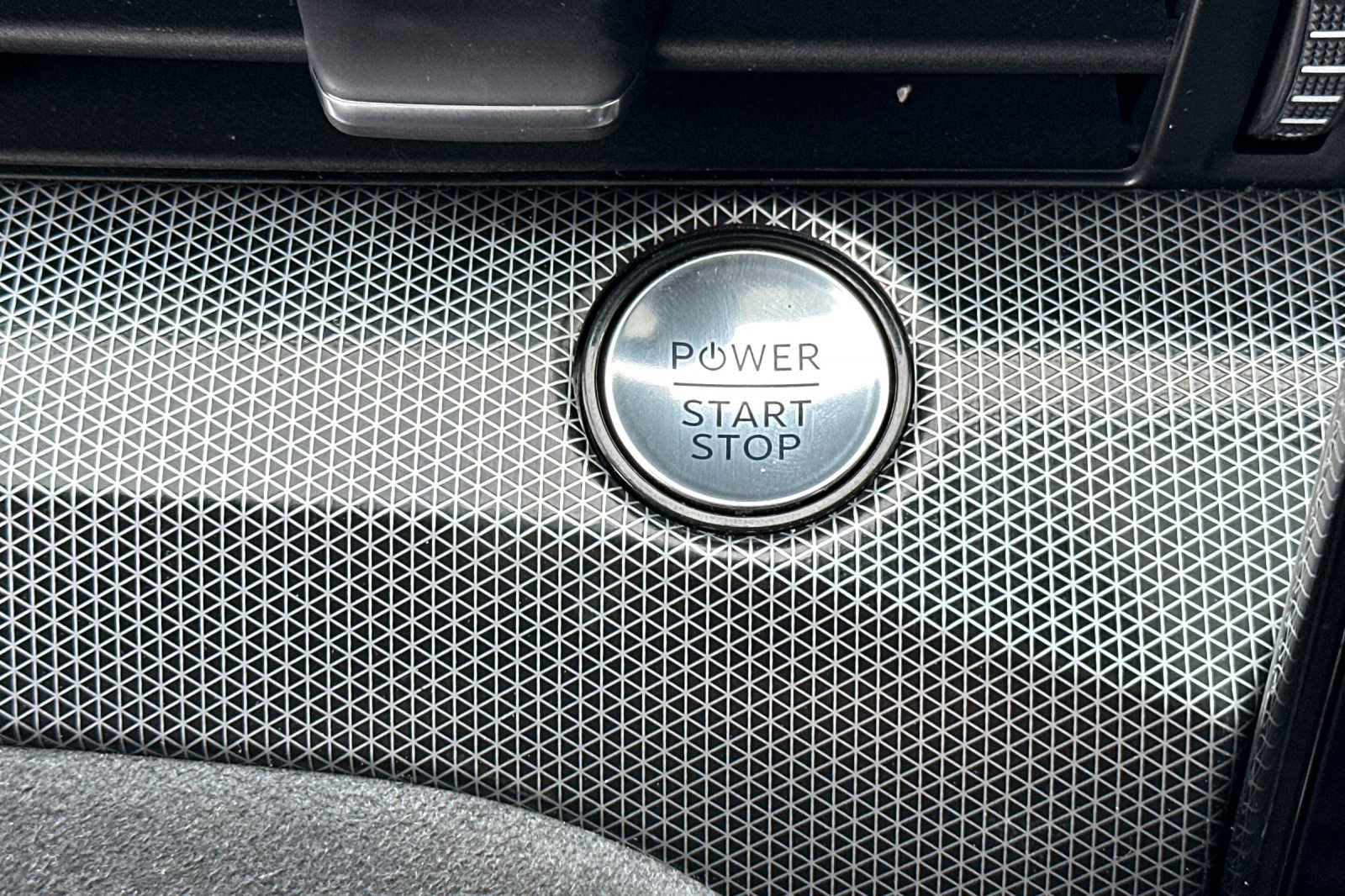 Used 2025 Ford Mustang Mach-E GT image 21