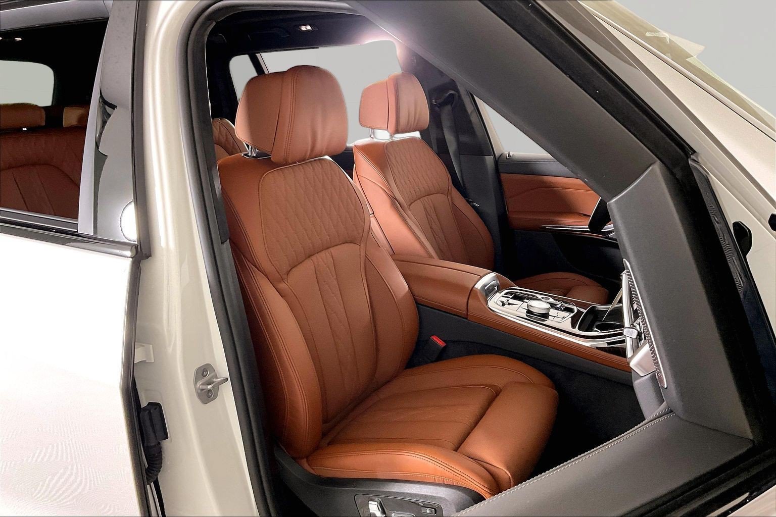 New 2027 BMW X7 M60i AWD/4WD image 15