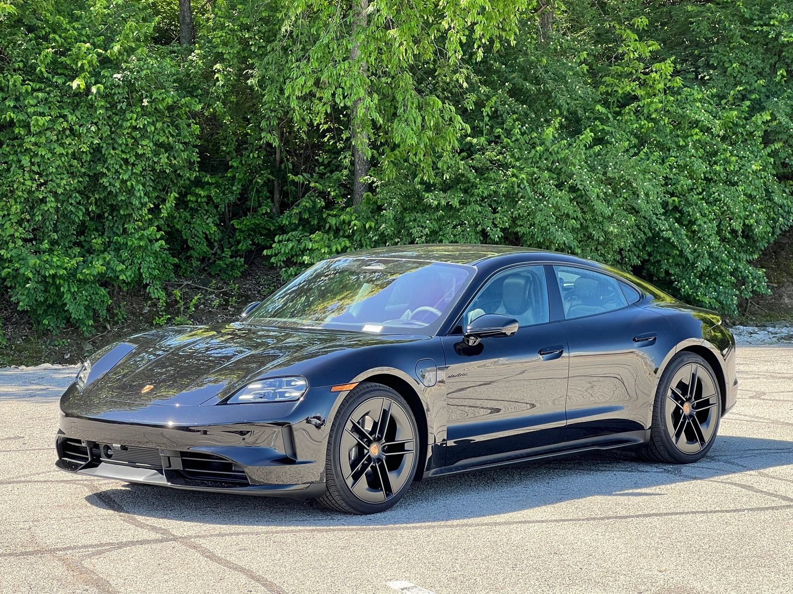New 2026 Porsche Taycan AWD/4WD image 10