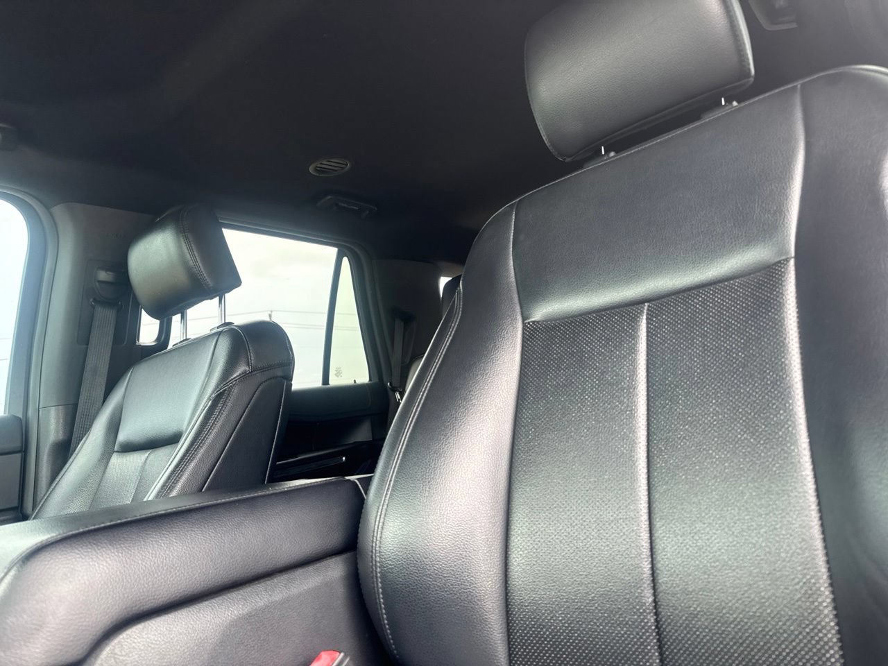 Used 2019 Ford Expedition XLT w/ Equipment Group 201A RWD image 41