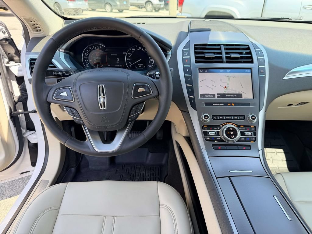 Used 2020 Lincoln MKZ w/ Convenience Package FWD image 2