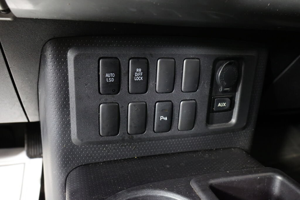 Used 2007 Toyota FJ Cruiser 2WD image 30