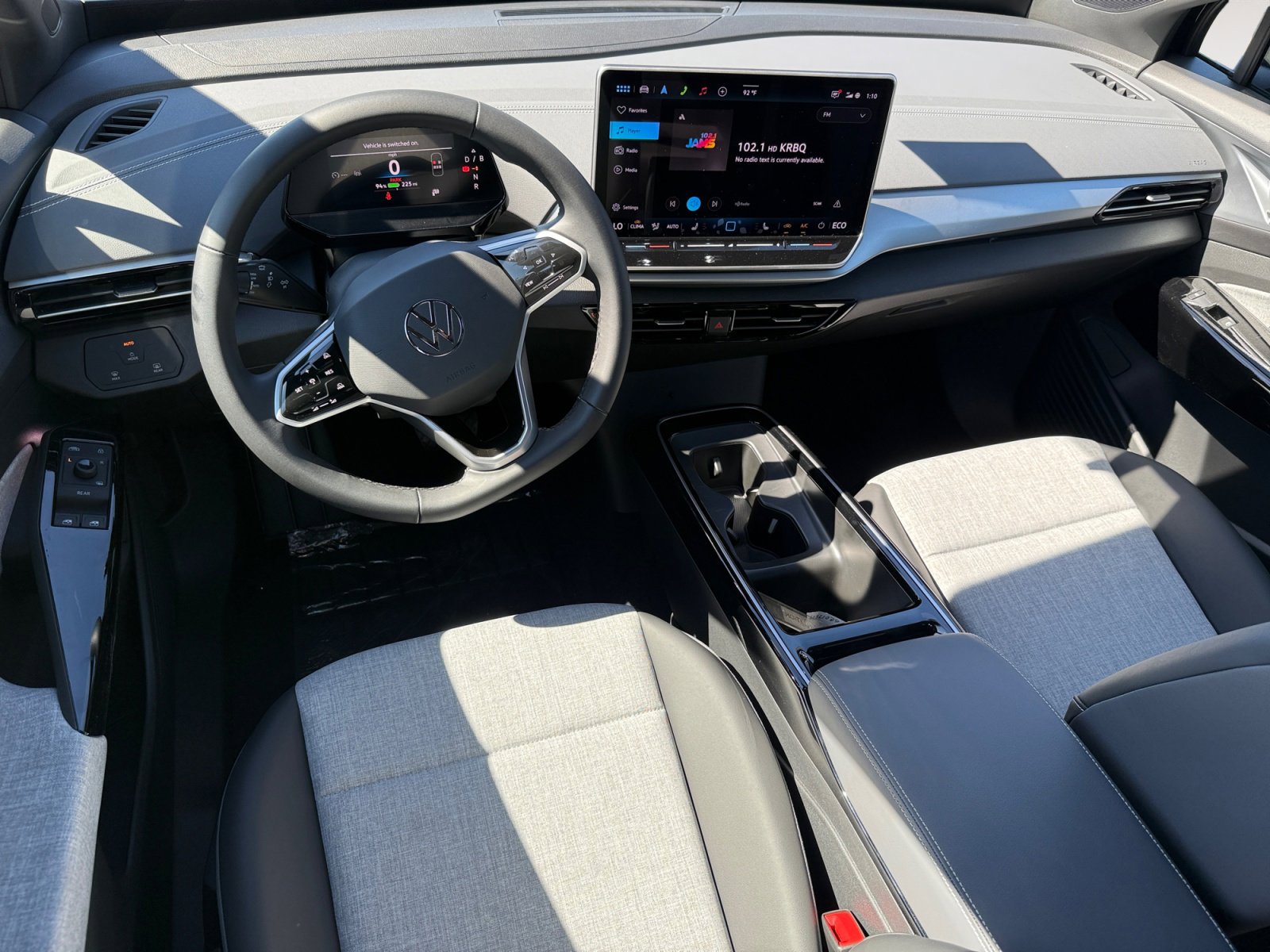 New 2025 Volkswagen ID.4 Pro RWD image 15
