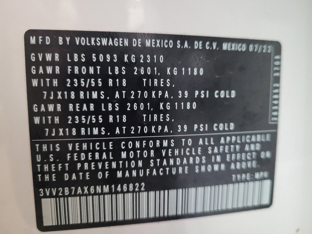 Used 2022 Volkswagen Tiguan SE image 33