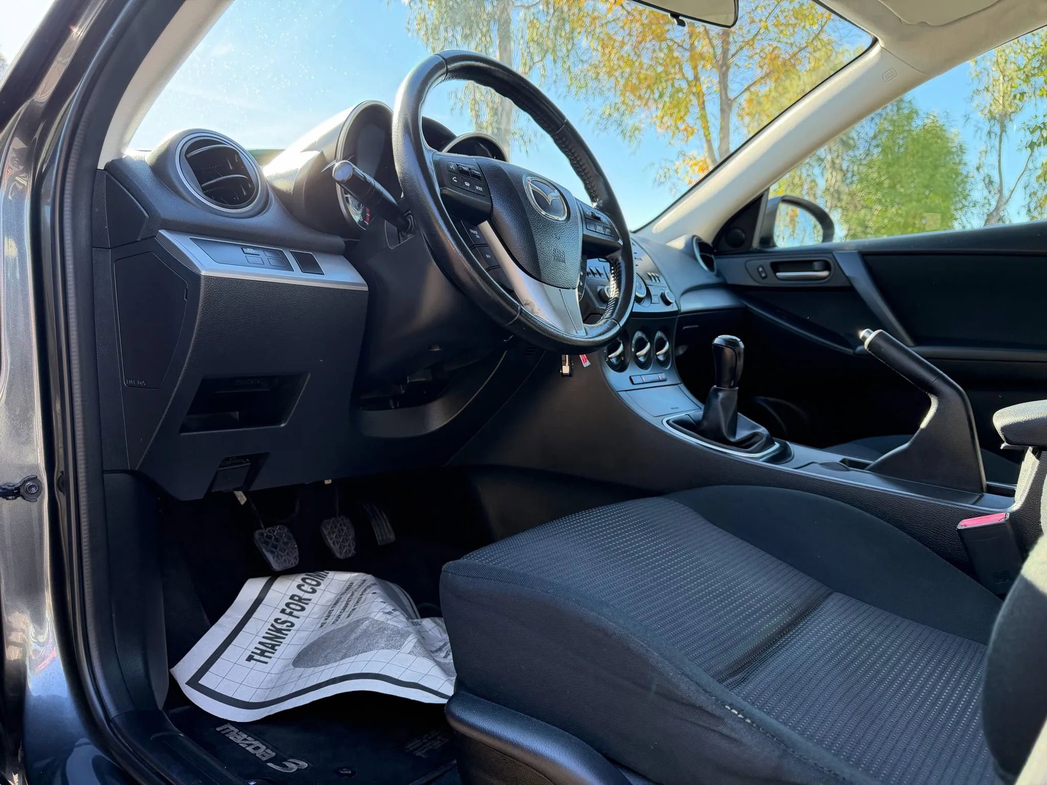 Used 2012 MAZDA MAZDA3 i Touring image 10