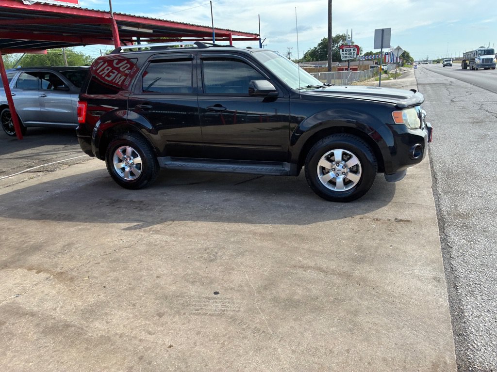 Used 2011 Ford Escape Limited w/ 302A Rapid Spec Order Code FWD image 13