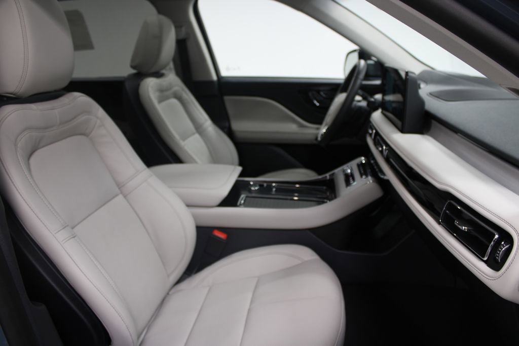 New 2025 Lincoln Aviator Reserve w/ Illumination Package image 28