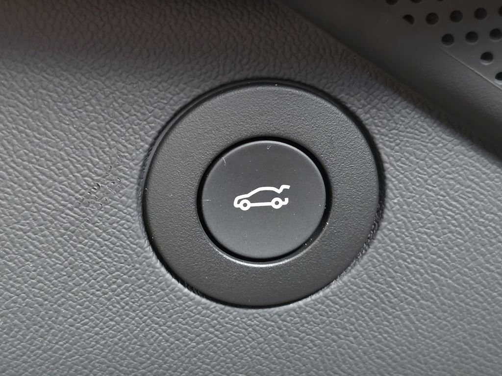 Certified 2022 Chevrolet Camaro ZL1 image 38