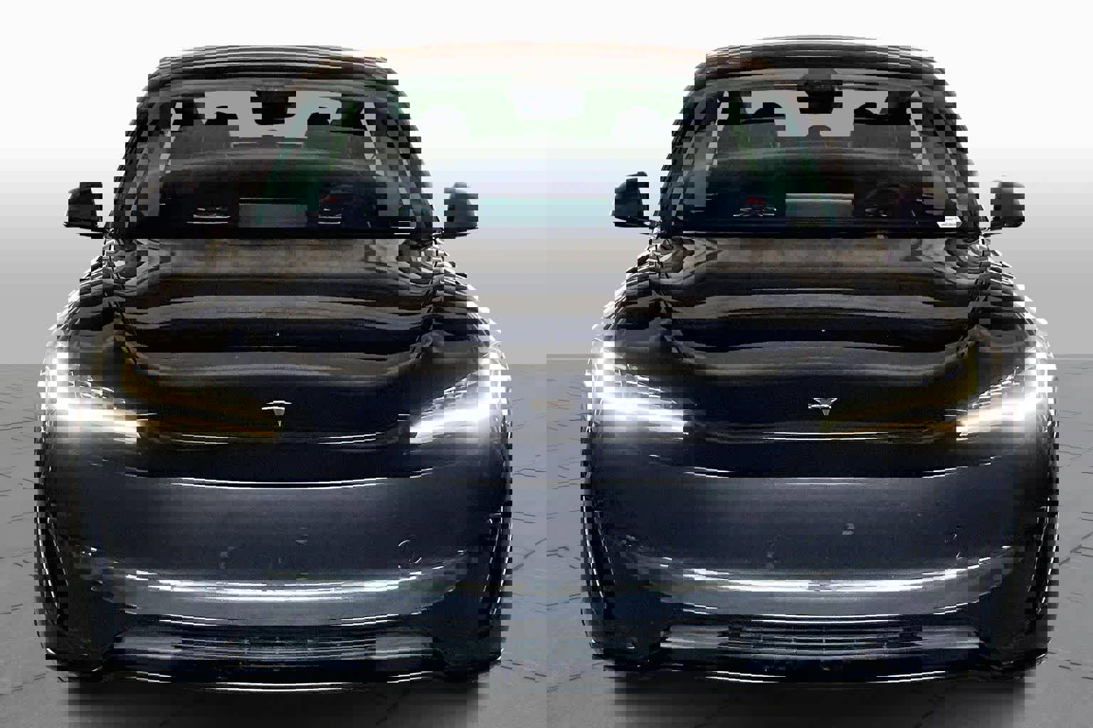 Used 2024 Tesla Model 3 Performance image 3