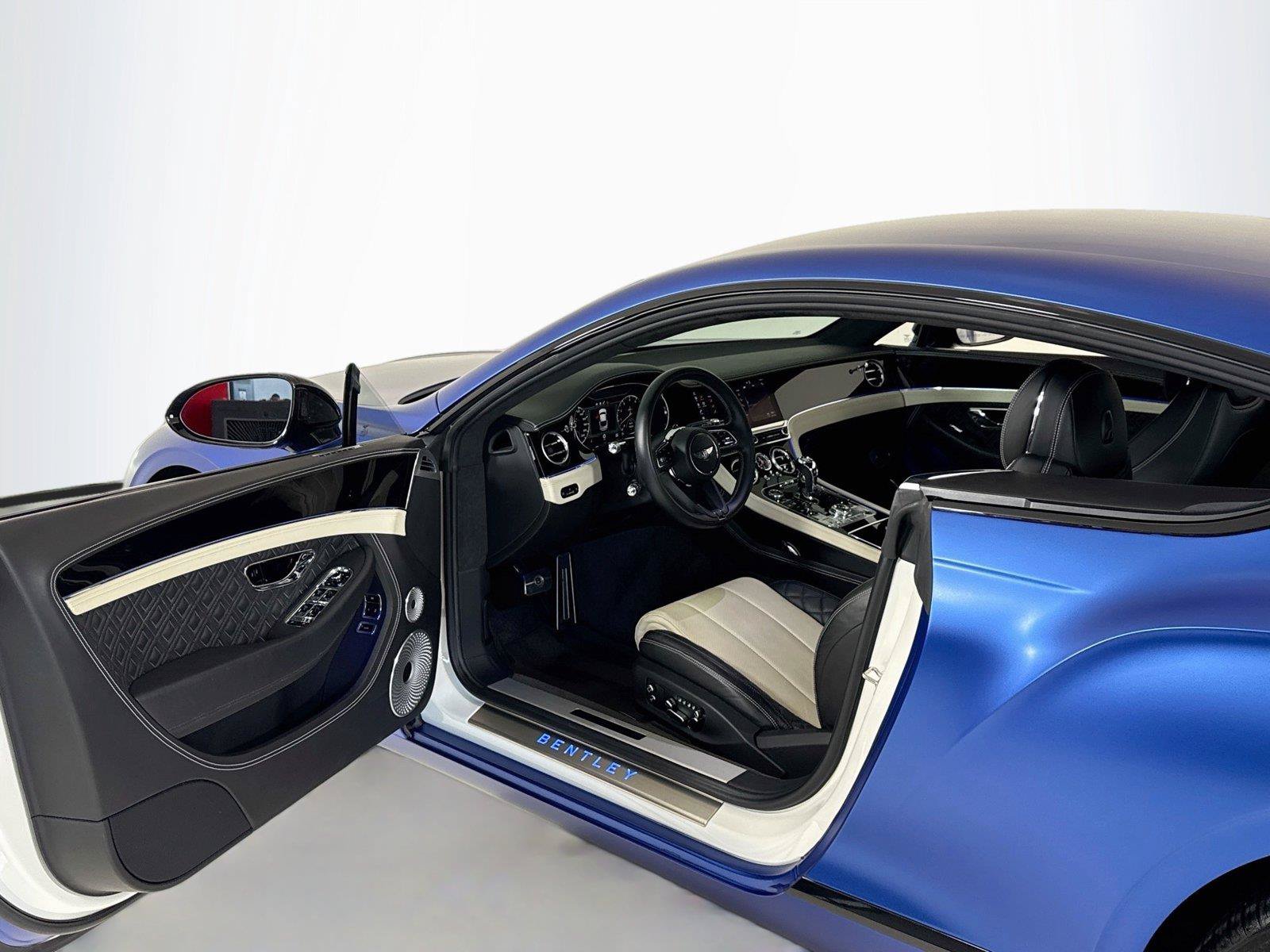 Used 2021 Bentley Continental GT AWD/4WD image 11