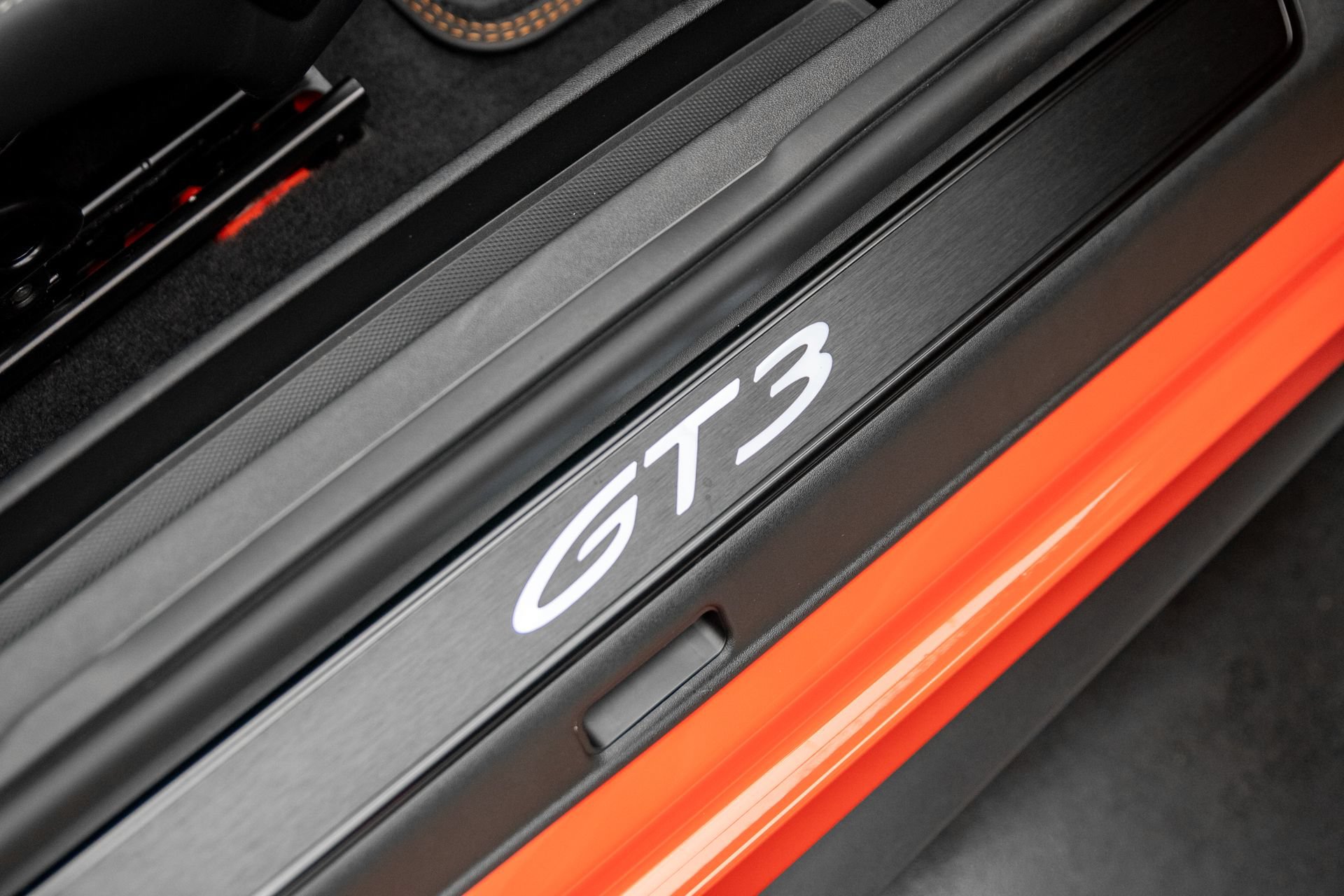 Used 2022 Porsche 911 GT3 RWD image 32