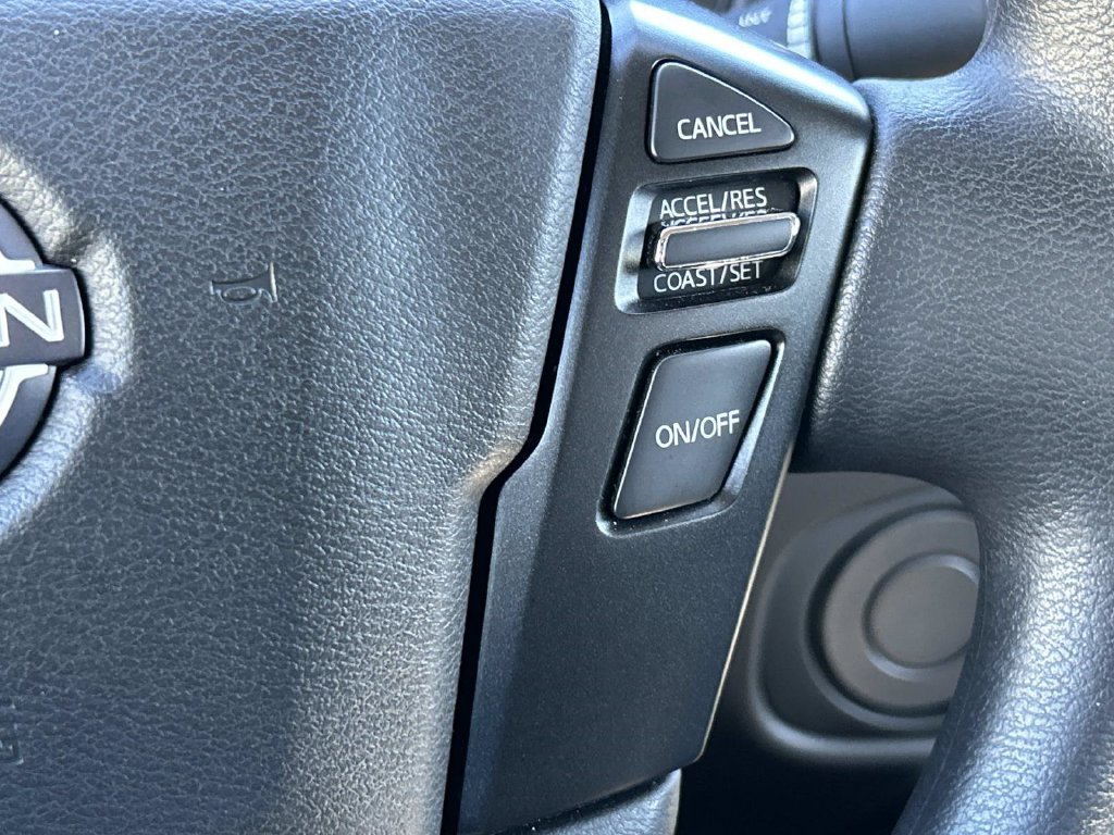 Used 2024 Nissan Frontier SV RWD image 28