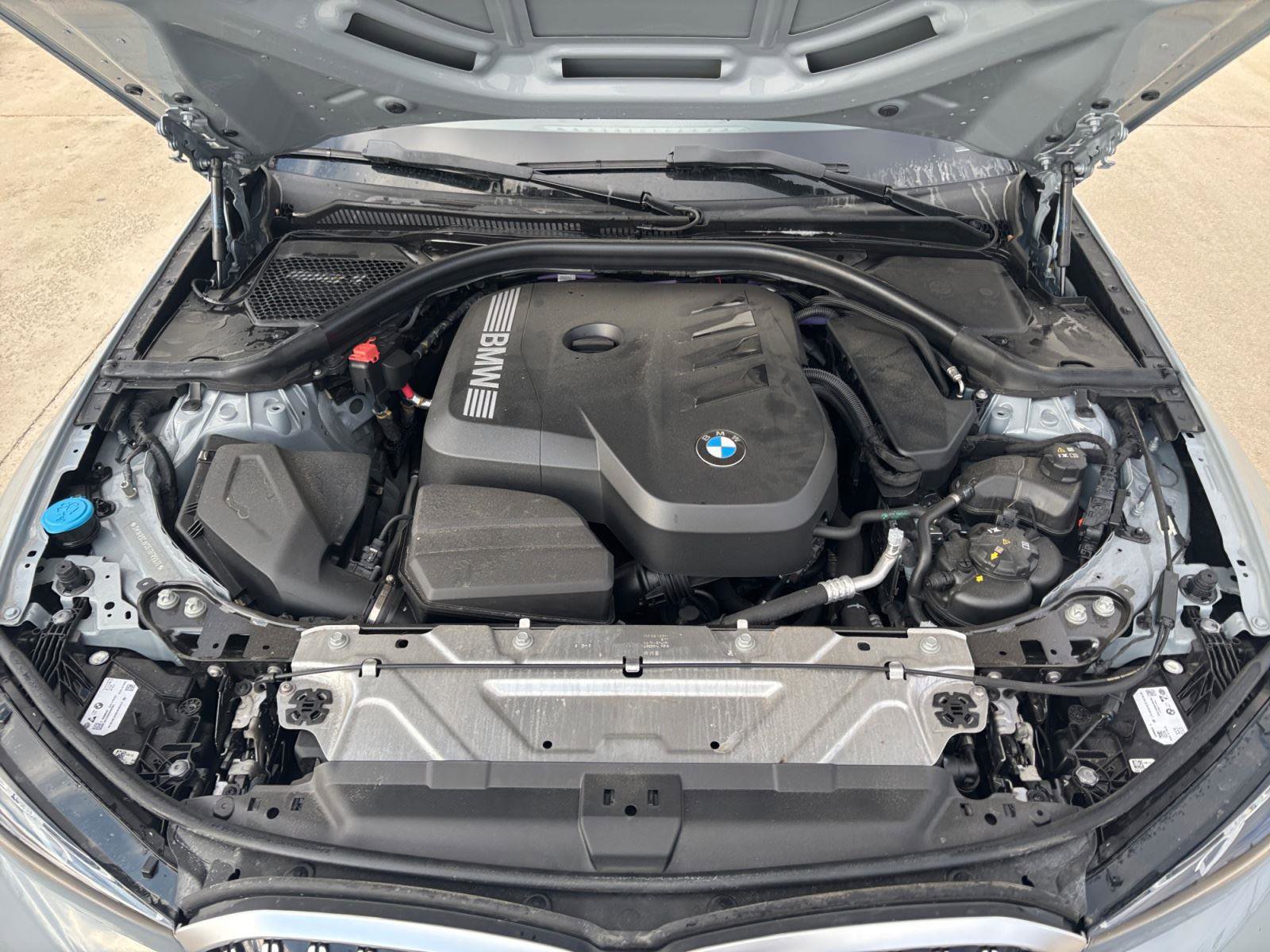 Certified 2026 BMW 330i xDrive Sedan AWD/4WD image 32