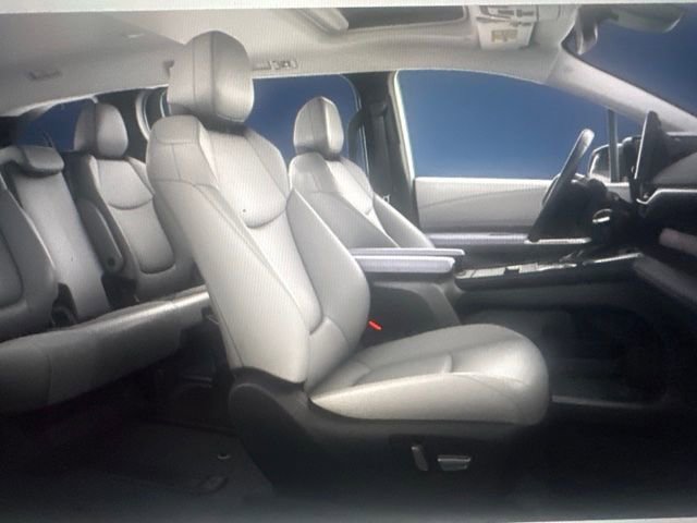 Certified 2026 Toyota Sienna XLE image 8