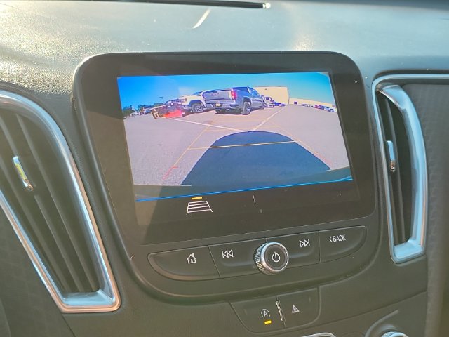 Used 2020 Chevrolet Malibu LT FWD image 20