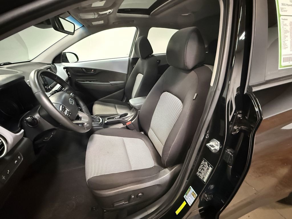 Used 2021 Hyundai Kona SEL Plus AWD/4WD image 12