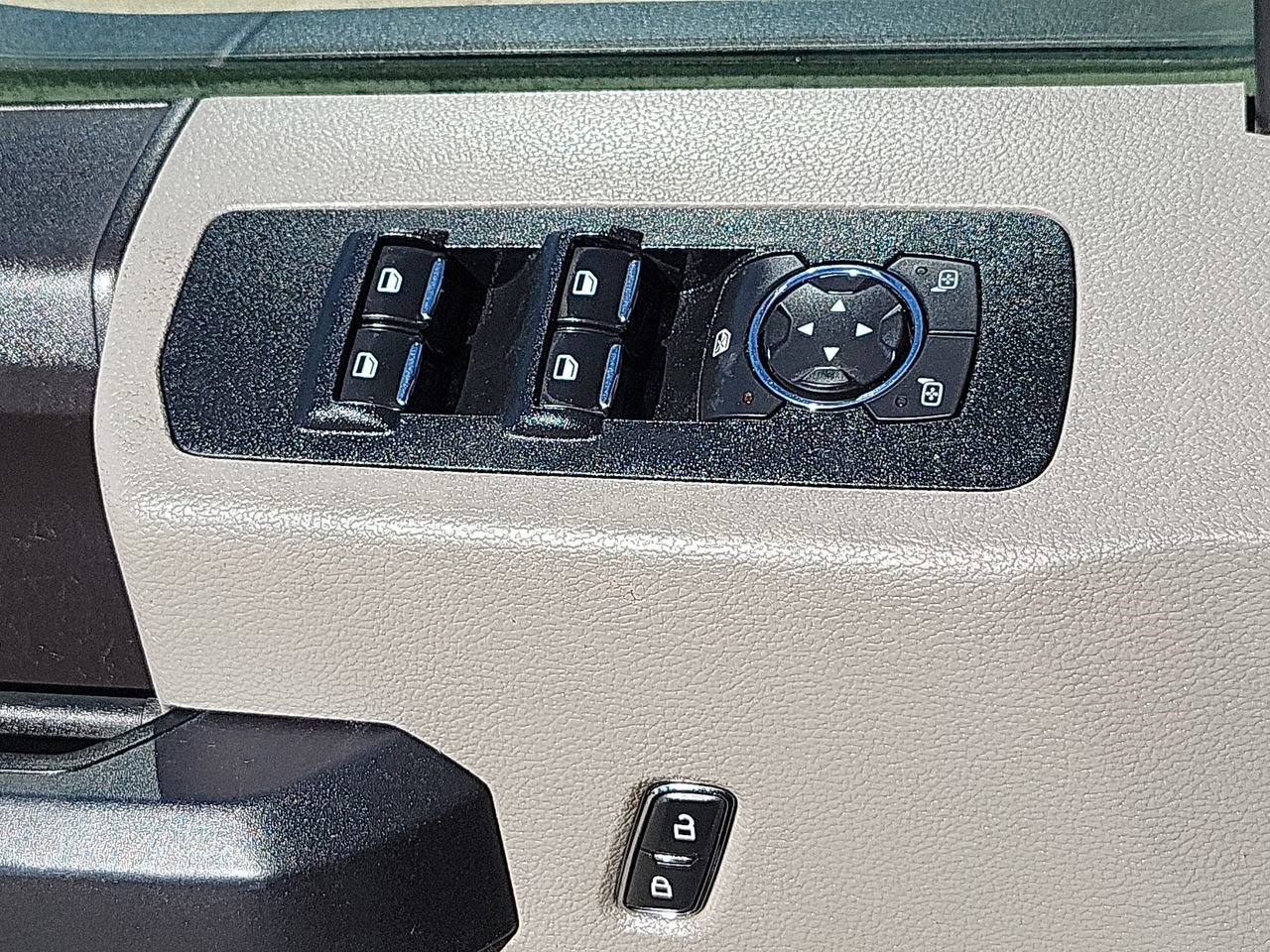 Used 2018 Ford F150 XL w/ Equipment Group 101A Mid image 25