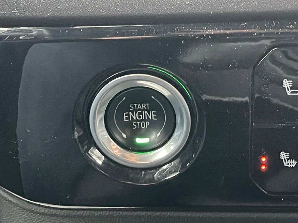 Certified 2024 Chevrolet Silverado 1500 LT image 35