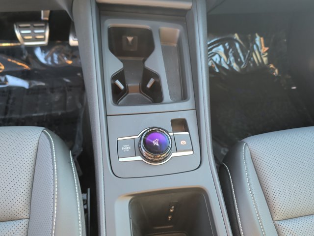 Used 2026 Volkswagen Tiguan SE R-Line AWD/4WD image 18