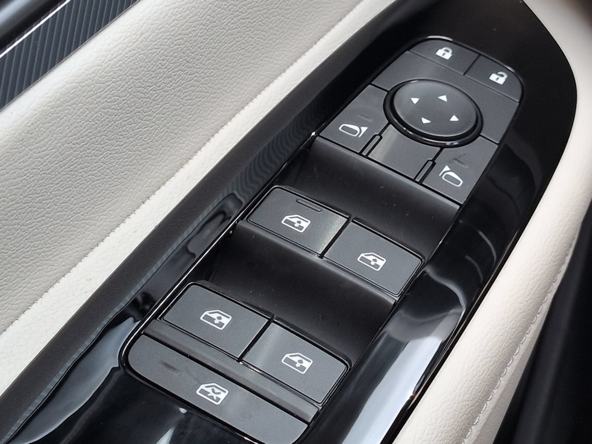 New 2026 Nissan Murano SL w/ Comfort Package AWD/4WD image 27