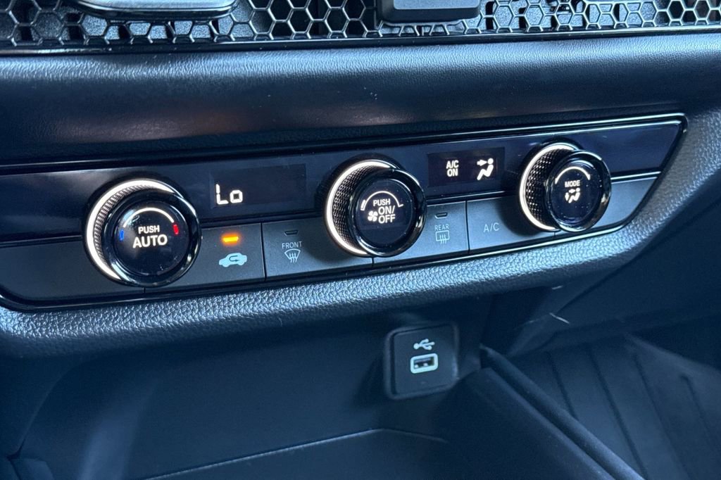 Used 2024 Honda HR-V LX image 17