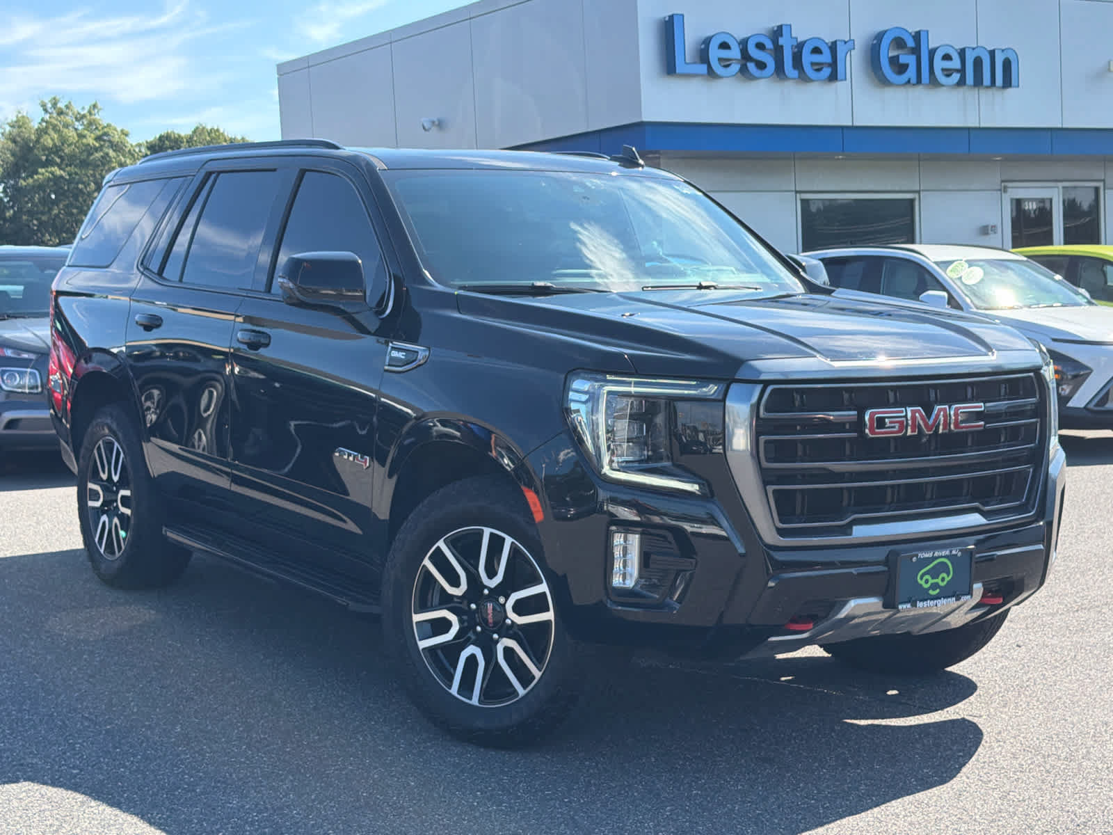 Certified 2022 GMC Yukon AT4 w/ Technology Package AWD/4WD image 37