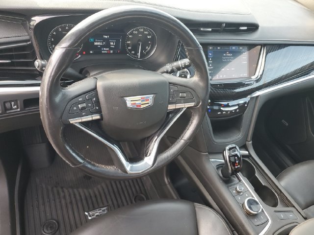 Certified 2023 Cadillac XT6 Premium Luxury w/ LPO, Floor Liner Package AWD/4WD image 12