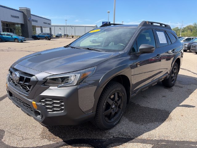Certified 2025 Subaru Outback Wilderness AWD/4WD image 3