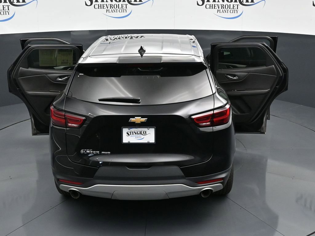 Used 2025 Chevrolet Blazer LT image 26