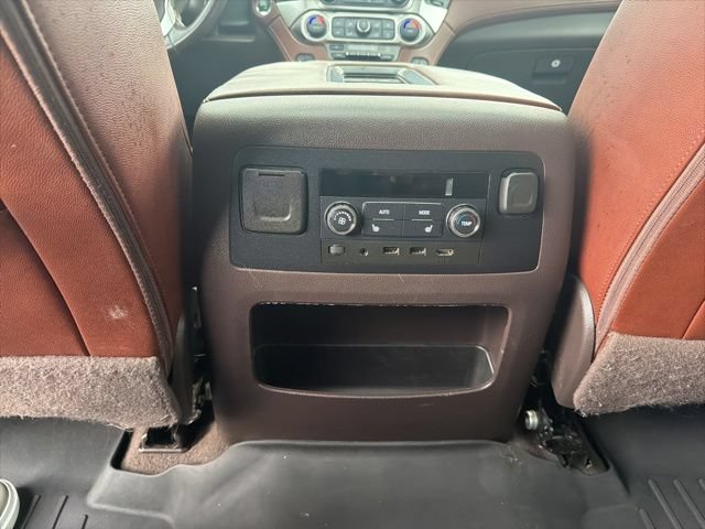 Used 2019 Chevrolet Suburban Premier AWD/4WD image 36