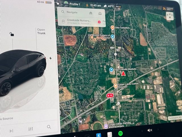 Used 2023 Tesla Model Y Long Range image 27