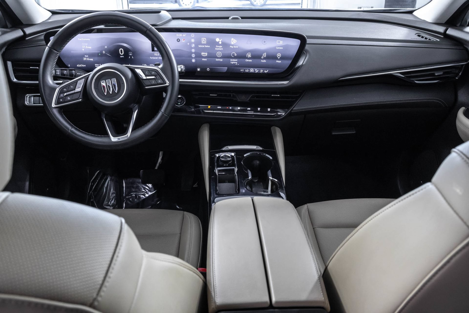 Used 2024 Buick Envision Preferred AWD/4WD image 25