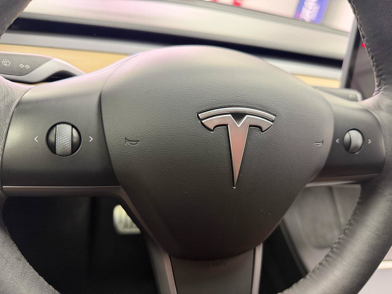 Used 2022 Tesla Model Y Performance AWD/4WD image 17