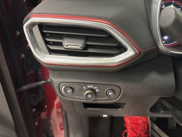 Used 2023 Chevrolet TrailBlazer RS FWD image 24