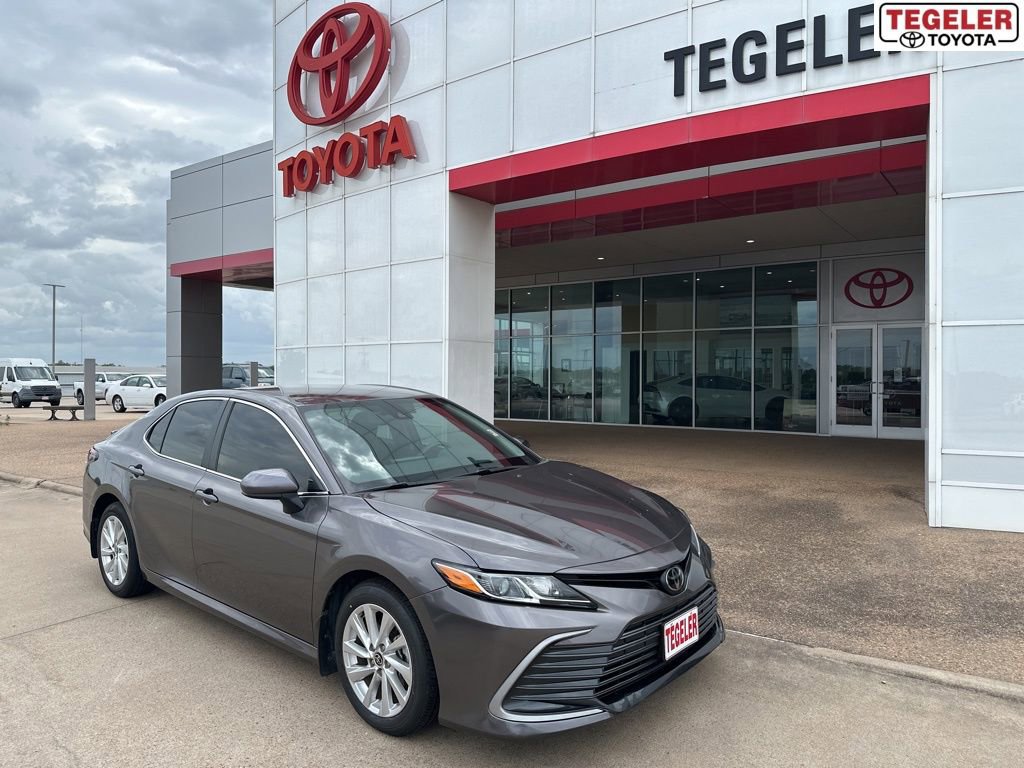 Used 2023 Toyota Camry LE