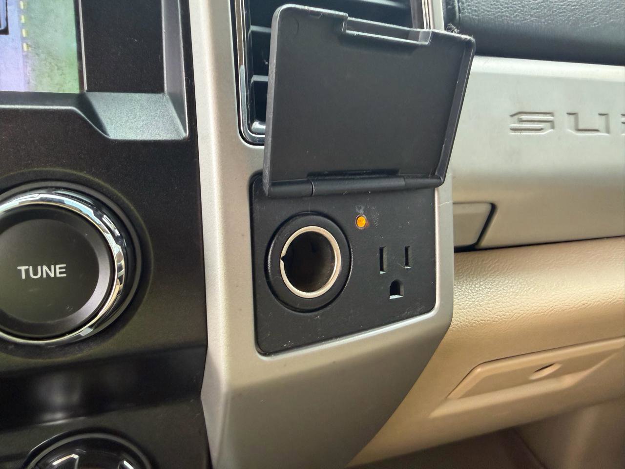 Used 2020 Ford F350 Lariat w/ Lariat Ultimate Package image 29