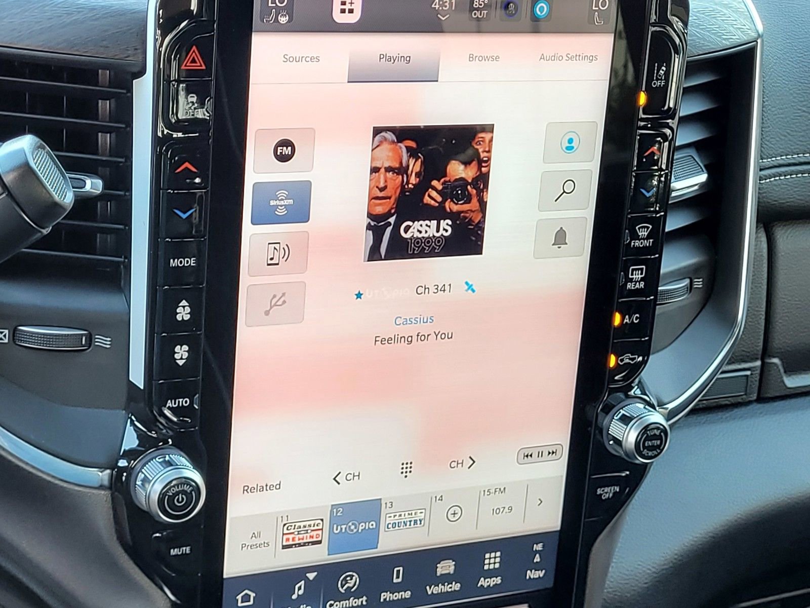 New 2025 RAM 2500 Laramie image 20